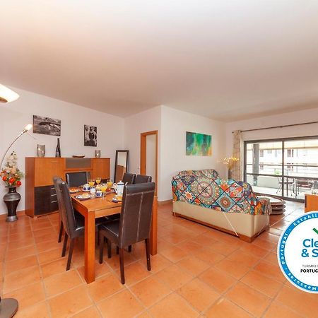 B56 - MarinaPark 2013 Apartment Lagos Bagian luar foto